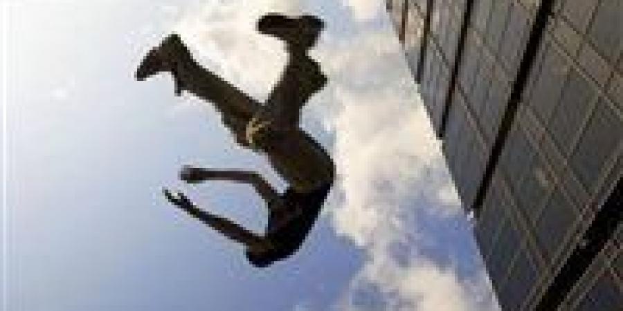 سقوط مأساوي ينهي حياة شاب سوداني من الطابق السابع بفيصل - تواصل نيوز