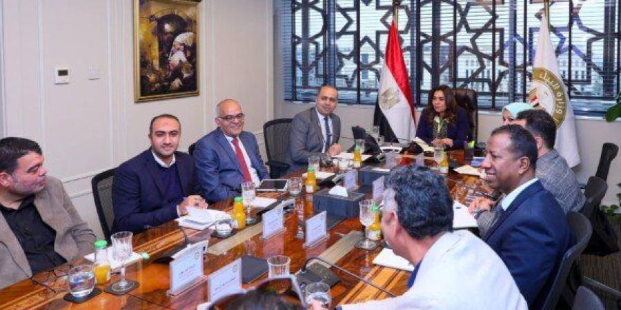وزيرة التنمية المحلية: إنجاز 80% من المدافن الصحية وتطبيق «المسئولية الممتدة» على البلاستيك - تواصل نيوز