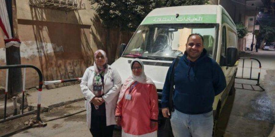 انتشار فرق المبادرات الرئاسية أمام الكنائس لتقديم الرعاية الطبية خلال عيد الميلاد المجيد ببني سويف - تواصل نيوز