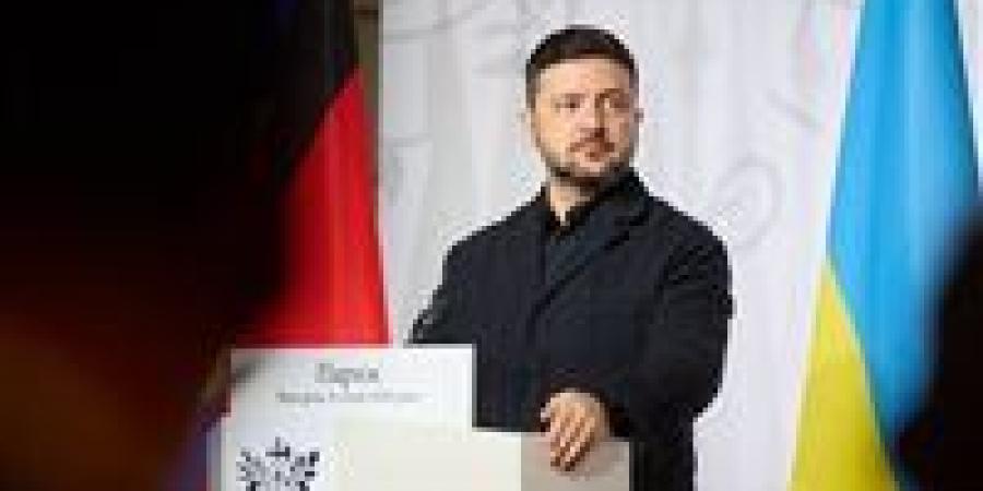 «مزحة خبيثة».. زيلينسكي يدعو ترامب لإطاحة زعيم مقرب من بوتين - تواصل نيوز