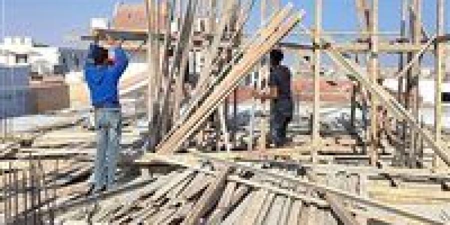 على نفقة المخالف.. إزالة فورية لمحاولة بناء بدون ترخيص بالغردقة - تواصل نيوز