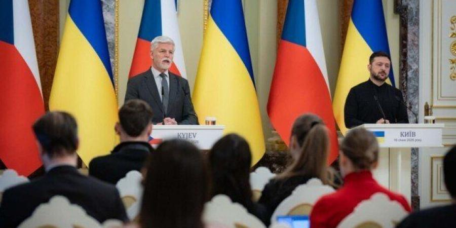 الرئيس التشيكي بافيل يدعو كييف لقرارات مؤلمة من أجل إنهاء الحرب.. ما السيناريوهات المحتملة - تواصل نيوز