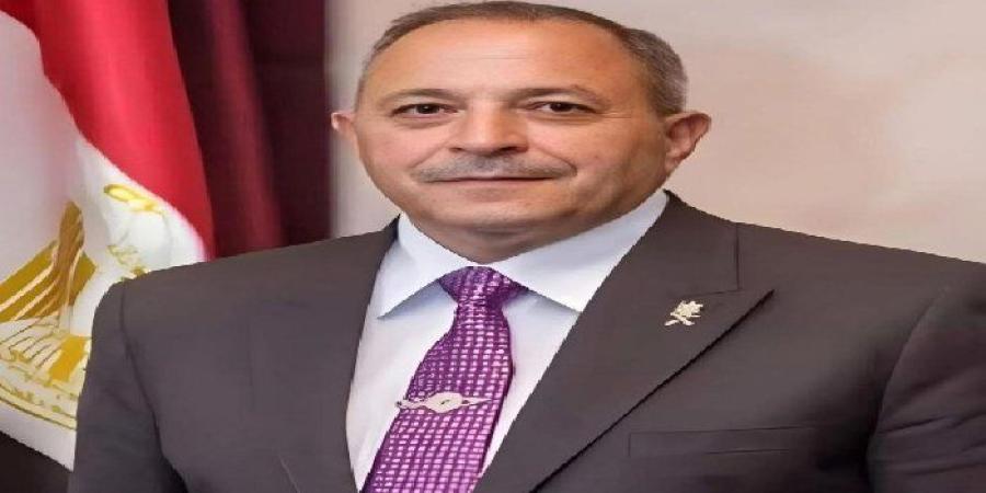 استجابة للأهالي.. محافظ بورسعيد يُقرر زيادة رحلات «الميني باص» لمدينة «سلام مصر» - تواصل نيوز