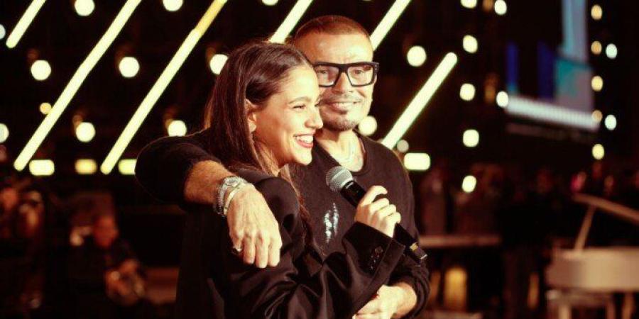 بمشاركة ابنته جانا.. عمرو دياب يشعل حماس جمهور حفله بأغنية «خطفوني» - تواصل نيوز