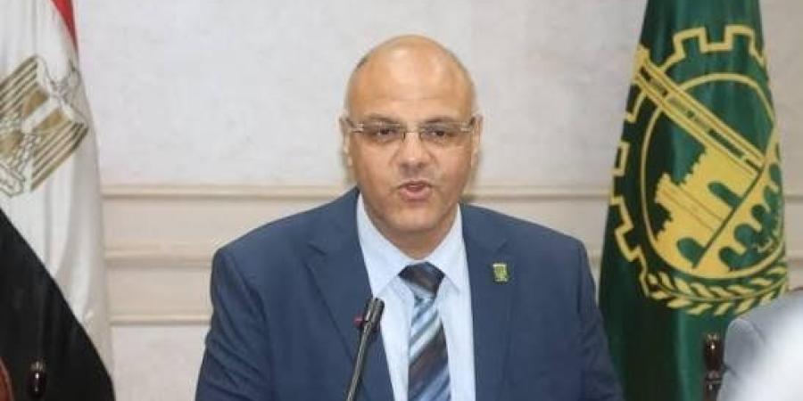 محافظ القليوبية: لجنة هندسية لحل مشكلة تسريب المياه الجوفيه بمقابر قرية المريج بشبين القناطر - تواصل نيوز