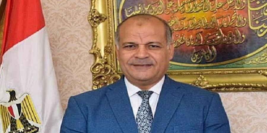 رصد حالة تصوير لورقة امتحانية في أول أيام امتحانات نهاية الفصل الدراسي الأول للشهادة الإعدادية ببورسعيد - تواصل نيوز