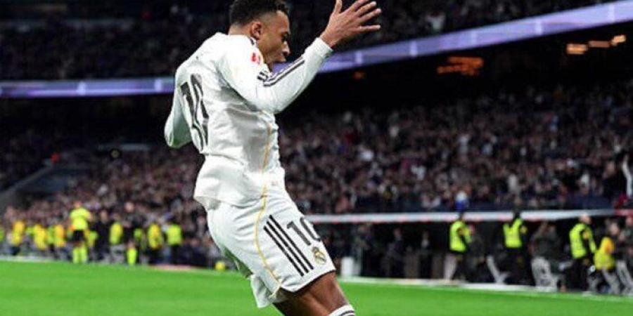 ريال مدريد يهزم ليفانتي بثنائية نظيفة ويلاحق برشلونة على صدارة الدوري الإسباني «فيديو» - تواصل نيوز