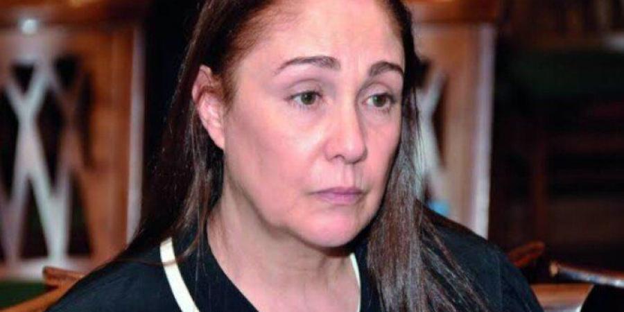 الفنانة شيرين تستقبل المعزين في شقيقها الثلاثاء المقبل بمسجد المشير - تواصل نيوز