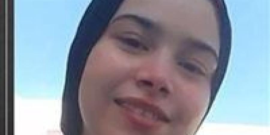 خال سارة ضحية التجويع بقنا يكشف كواليس صادمة: الأب حبسها وجوّعها حتى الموت وسط تعتيم من أقاربه - تواصل نيوز