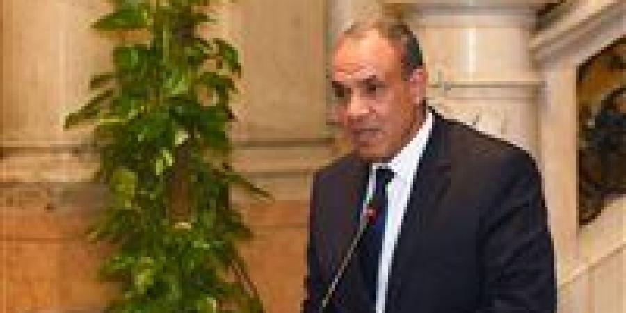 «مسيرة من العطاء الدبلوماسي».. وزارة الخارجية تنظم احتفالية لتكريم السفراء المتقاعدين|صور - تواصل نيوز