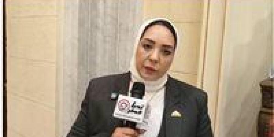 النائبة وفاء رشاد تحذر من الخسائر المائية الكبيرة نتيجة ورد النيل.. وتطالب ضرورة وضع خطة عاجلة لترشيد المياه - تواصل نيوز