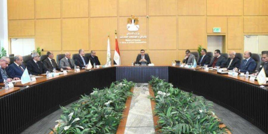 الشربيني يتابع مستجدات منطقة الأعمال بالعاصمة الجديدة وأبراج «داون تاون» بالعلمين - تواصل نيوز