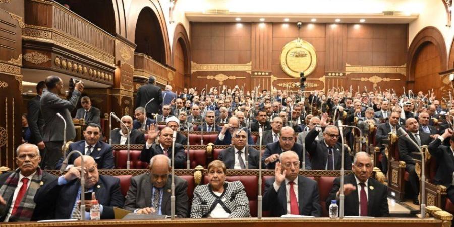 الشيوخ يقر سقفا ماليا لمقابل تأخير ضريبة العقارات..الحكومة: لصالح المصريين - تواصل نيوز