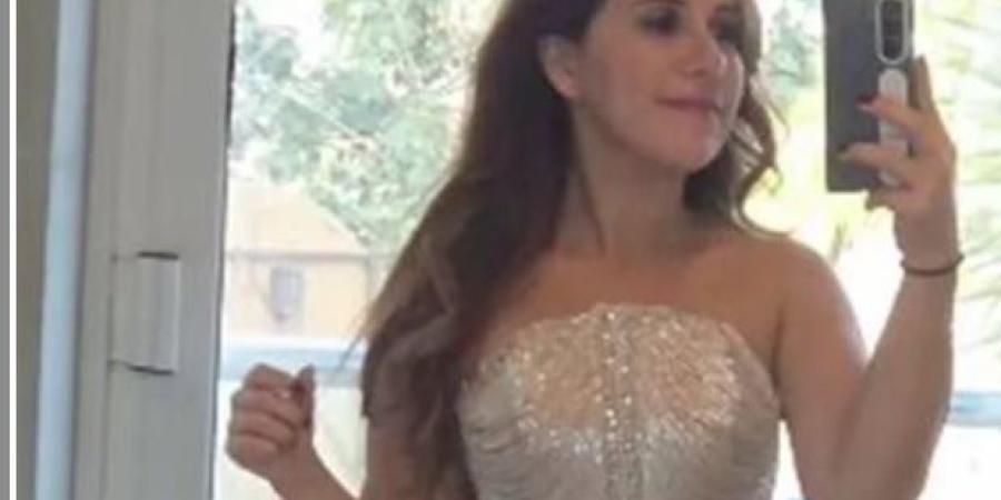 مستوحى من أميرات ديزني.. شيري عادل تخطف الأنظار بفستان أبيض وإطلالة ملكية - تواصل نيوز