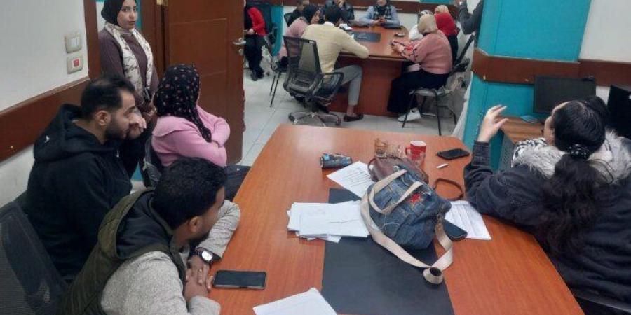 «المرأة والتمكين».. ندوة توعوية لمديرية العمل بأسيوط تشرح ضمانات القانون الجديد - تواصل نيوز