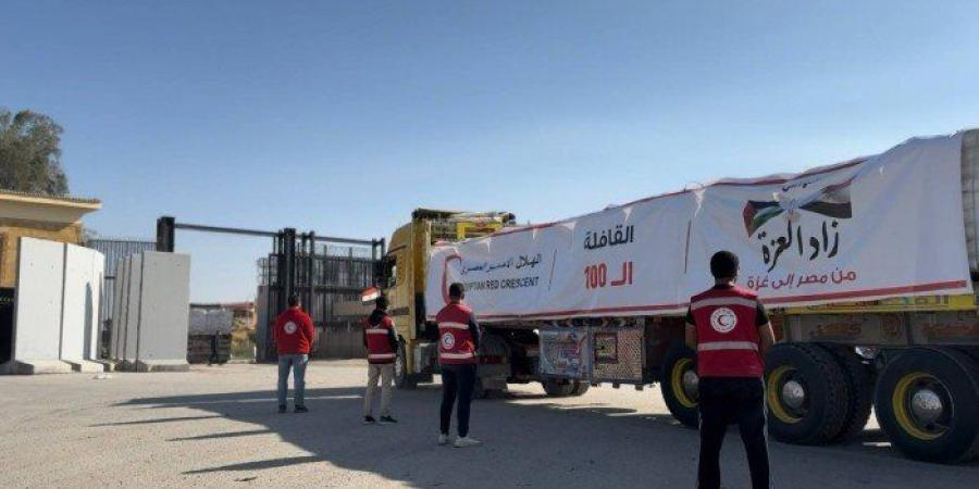 مصر.. قافلة «زاد العزة» الـ119 تدخل إلى قطاع غزة - تواصل نيوز