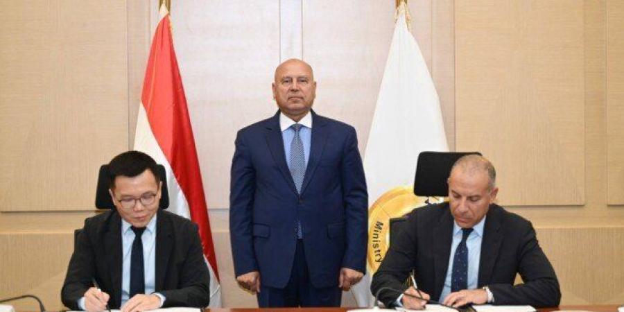 بـ350 مليون دولار.. استثمار عالمي يدعم صناعة النسيج المصرية ويعزز الصادرات - تواصل نيوز