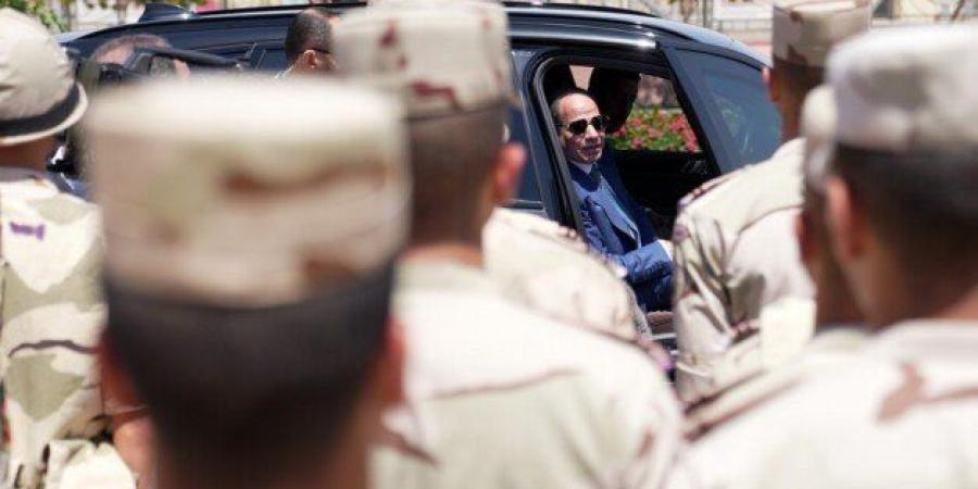 مصر.. الموقع الرئاسي ينشر فيديو تفقد الرئيس السيسي مقر القيادة الإستراتيجية بالعاصمة الجديدة - تواصل نيوز