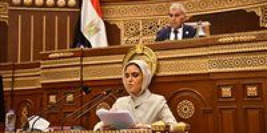 سحر نصر تستعرض تقرير لجنة الشئون المالية والاقتصادية والاستثمار بشأن خطة التنمية الاقتصادية والاجتماعية للعام المالي 2026/2027 - تواصل نيوز
