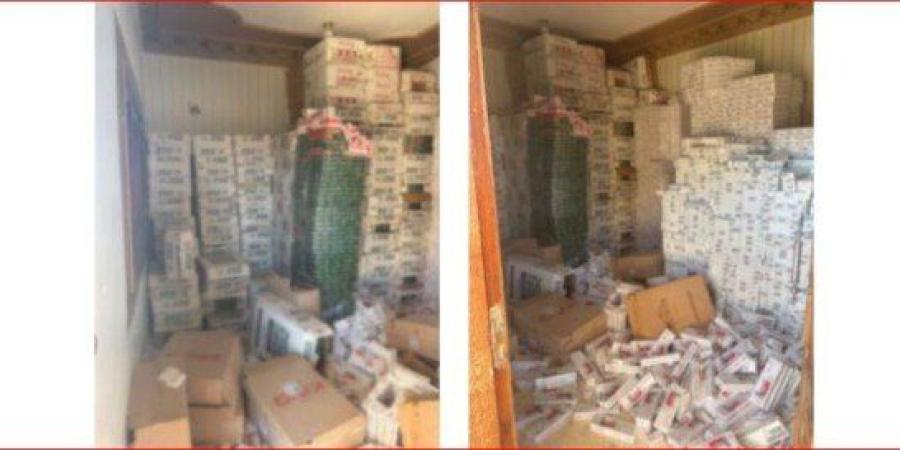 قبل توزيعها على الأسواق.. ضبط 65 ألف عبوة سجائر مهربة جمركيًا - تواصل نيوز