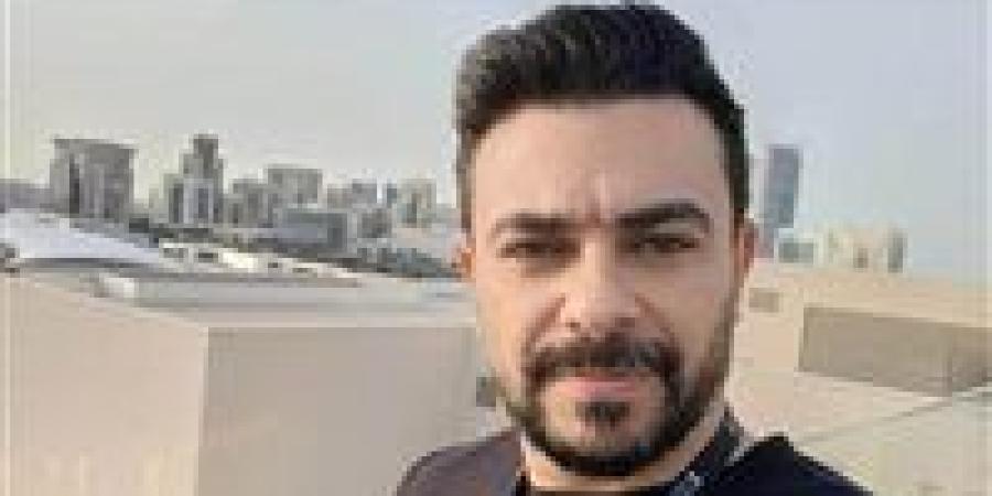 كريم الحسيني بعد مساعدته لـ ناني سعد الدين: "ساعدوا الفنانين قبل ما يروحوا مقهورين" - تواصل نيوز