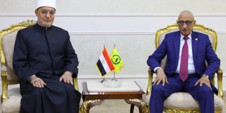 محافظ شمال سيناء يستقبل مفتي الجمهورية لبحث سُبل التعاون المشترك - تواصل نيوز