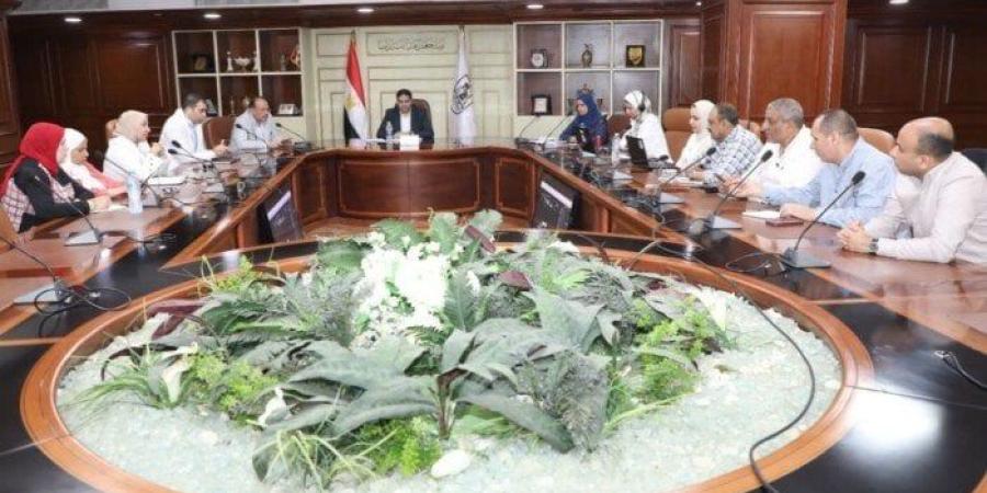 بالتعاون مع البنك الدولي.. «بني سويف» تدرس مشروعات التشجير والبنية الخضراء لتحسين جودة الحياة - تواصل نيوز