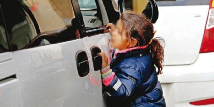 ضبط 10 أشخاص بتهمة استغلال 12 حدثًا في أعمال التسول بالجيزة - تواصل نيوز