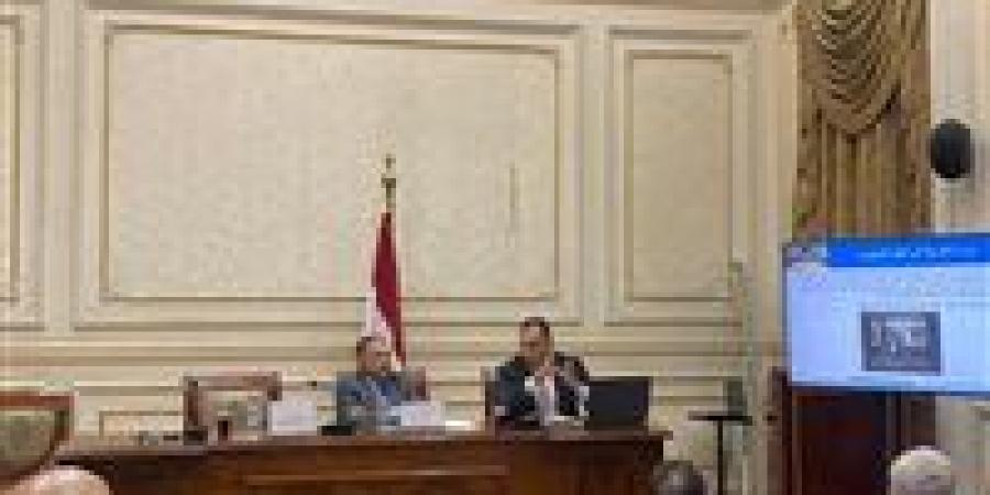 برئاسة النائب الدكتور محمد كمال.. لجنة الشؤون الخارجية بالشيوخ توصي بدعم رقمنة وأرشفة وثائق الخارجية وإتاحتها للباحثين والمؤرخين - تواصل نيوز