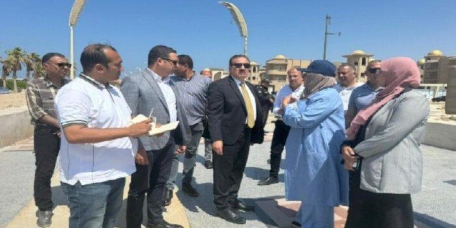 محافظ بورسعيد يتابع تطوير الكورنيش والشاطئ ويوجه بإزالة الإشغالات - تواصل نيوز
