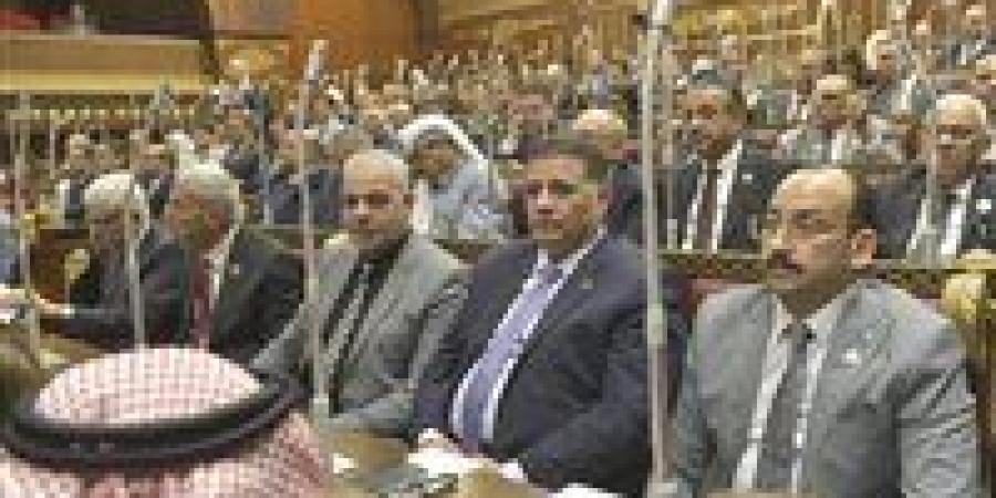 النائب عبد العاطي أحمد عبد العاطي يتابع ملف تطوير الخدمات بنزلة العطيفي - تواصل نيوز