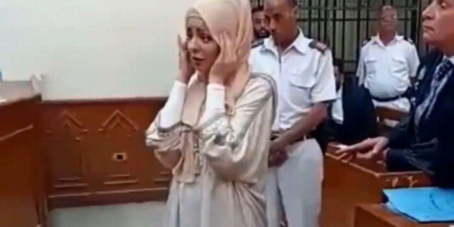 نظر طعن مضيفة الطيران التونسية على حبسها بتهمة قتل ابنتها.. بعد قليل - تواصل نيوز