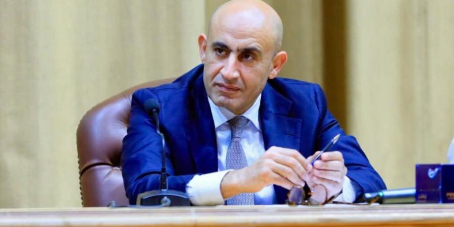 وزير التعليم يعتمد حافز إثابة 2000 جنيه لرؤساء لجان الثانوية العامة والمراقبين الأوائل وألف للملاحظين - تواصل نيوز