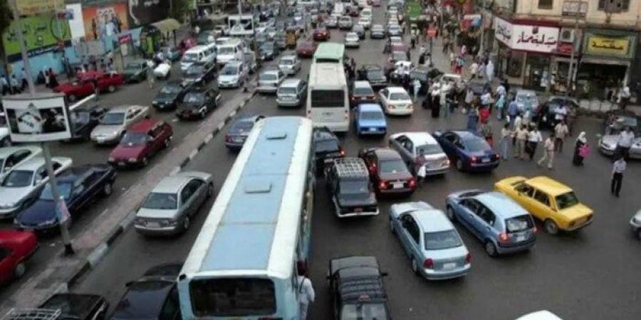 تزامنًا مع الامتحانات.. زحام مروري بمحيط المدارس والجامعات بالقاهرة والجيزة - تواصل نيوز
