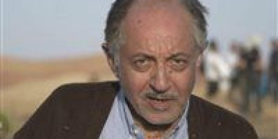 بعد وفاته.. قصة محاولة اغتيال عبد العزيز مخيون ب 32 طعنةعلى يد عشيق زوجته - تواصل نيوز