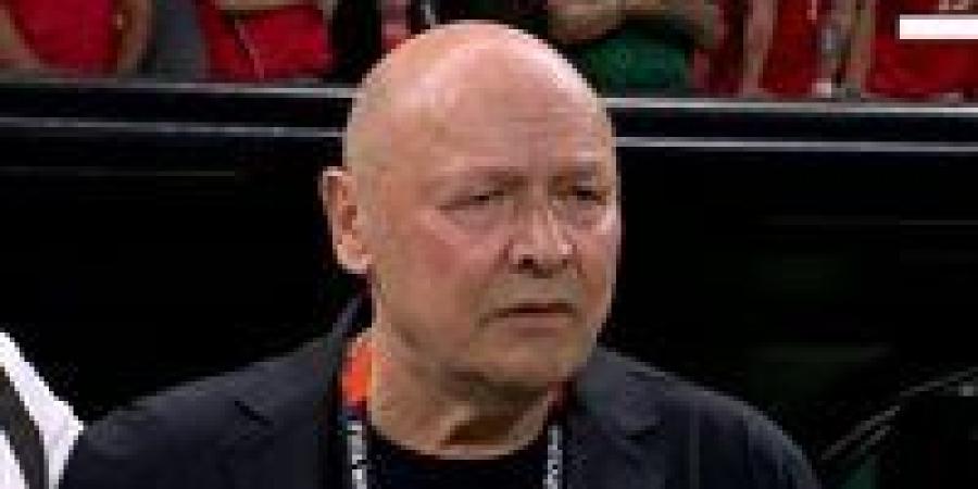 ميروسلاف كوبيك مدرب منتخب التشيك يدخل تاريخ كأس العالم كأكبر مدرب يقود مباراة في المونديال بعمر 74 عامًا و9 أشهر - تواصل نيوز