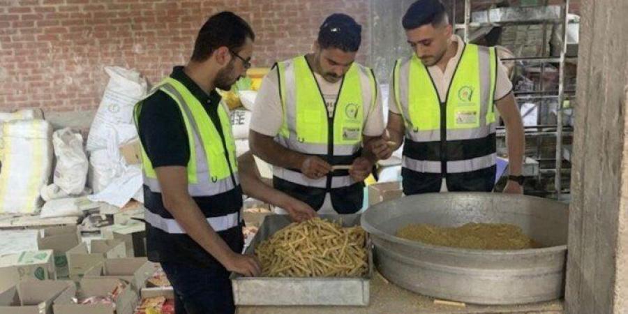 ضبط 26 ألف عبوة حلويات أطفال و600 كيلو جلوكوز فاسد بالغربية.. والمحافظ: صحة أولادنا خط أحمر - تواصل نيوز