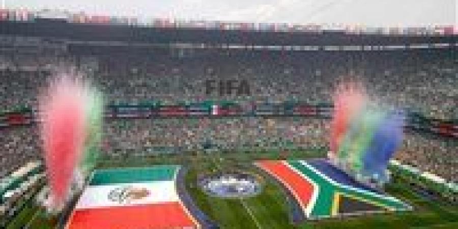 المكسيك ضد جنوب أفريقيا.. ثنائية مكسيكية و3 بطاقات حمراء في مواجهة مثيرة بافتتاح كأس العالم 2026 - تواصل نيوز