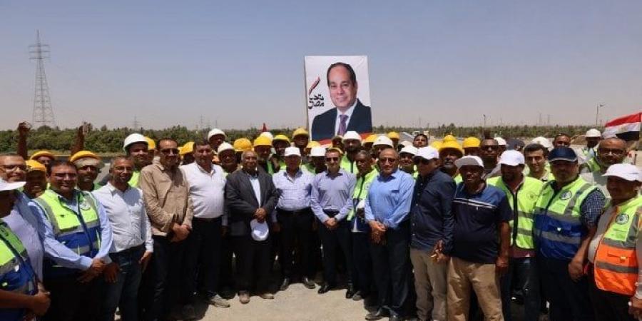 وزير النقل من أسوان: محور دراو يعزز حركة التجارة والسياحة والتنمية بالصعيد - تواصل نيوز