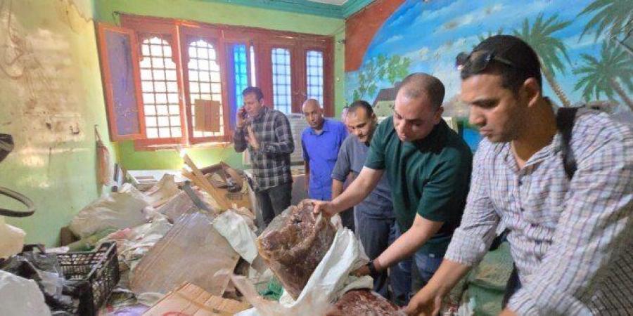ضبط 600 كيلو لحوم وأسماك فاسدة داخل مخزن غير مرخص في أسيوط - تواصل نيوز