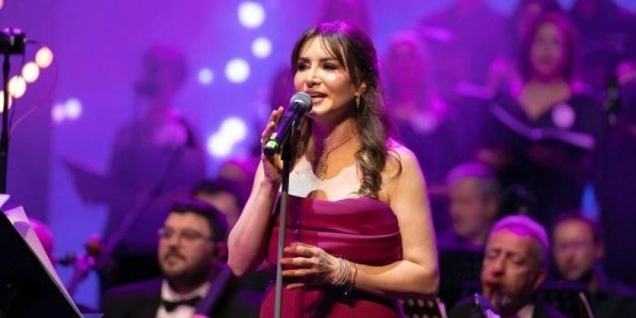 النجمة السورية رشا رزق تعيد ذكريات الطفولة إلى جمهور تونس في أمسية موسيقية استثنائية بالأوبرا - تواصل نيوز