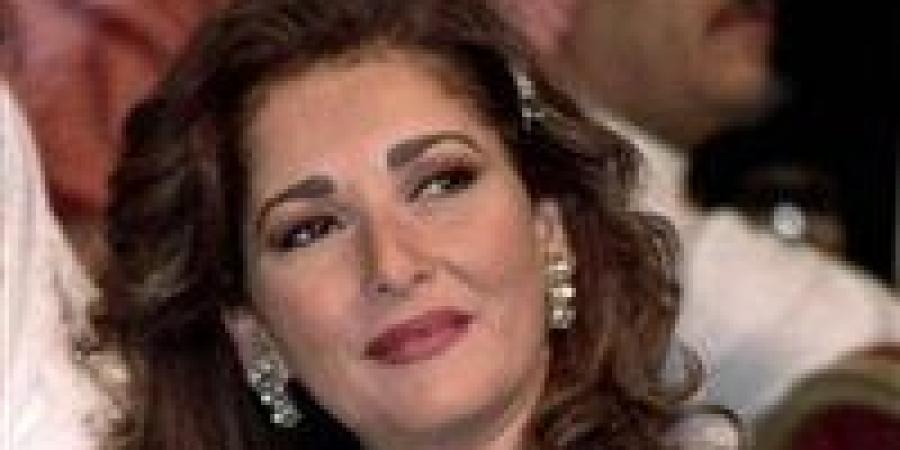 آثار الحكيم: لم أفكر في ارتداء الحجاب وأرى مقعدي في الجنة - تواصل نيوز