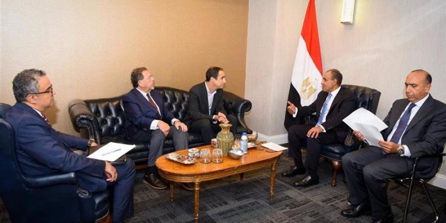 بدر عبد العاطي يلتقي ممثلي منظمة Jstreet الأمريكية في نيويورك - تواصل نيوز