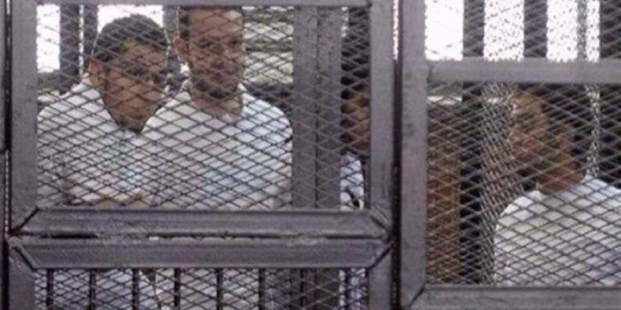 اليوم.. استكمال محاكمة 11 متهما في قضية «خلية التهريب» - تواصل نيوز