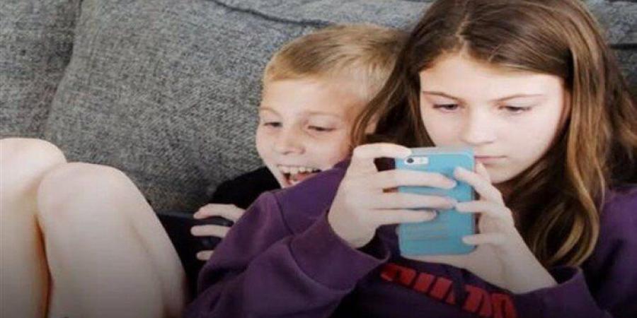 لحماية الأطفال.. «تنظيم الاتصالات» يطلق خدمة «اطمن» و«اطمن على الآخر» - تواصل نيوز