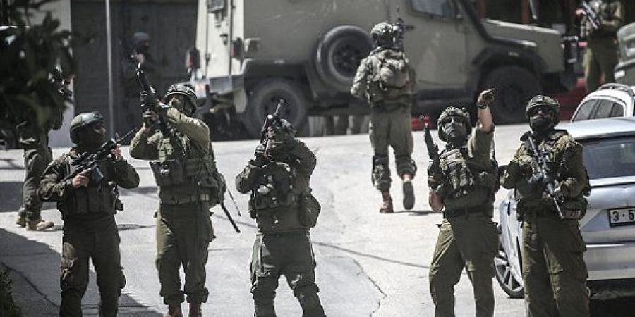 رئيس بلدية بدو بالقدس: الاحتلال اعتقل أكثر من 100 مواطن وفجّر أبواب المنازل - تواصل نيوز
