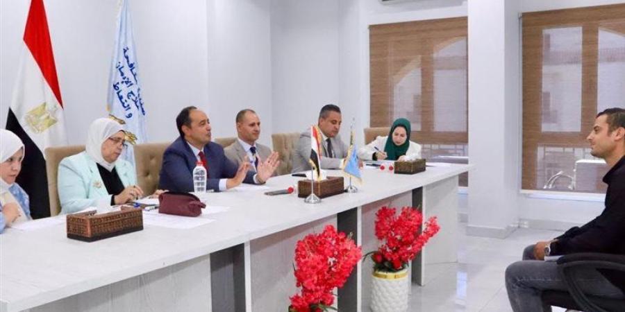 مكافحة الإدمان وجامعة القاهرة يجريان اختبارات المتقدمين لدبلوم خفض الطلب على المخدرات - تواصل نيوز