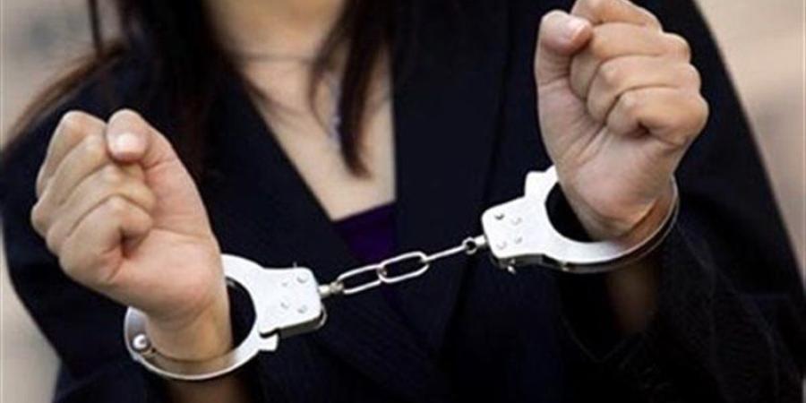 القبض على فتاة ألقت رضيعتها في صندوق قمامة بعين شمس - تواصل نيوز