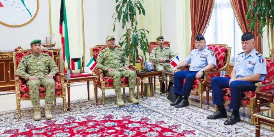 الكويت.. وكيل الحرس الوطني يبحث مع الملحق الأمني الفرنسي موضوعات مشتركة - تواصل نيوز