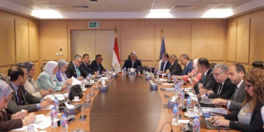 شريف فتحي: زيادة أعداد السائحين الوافدين لمصر 9% خلال سبتمبر الجاري - تواصل نيوز